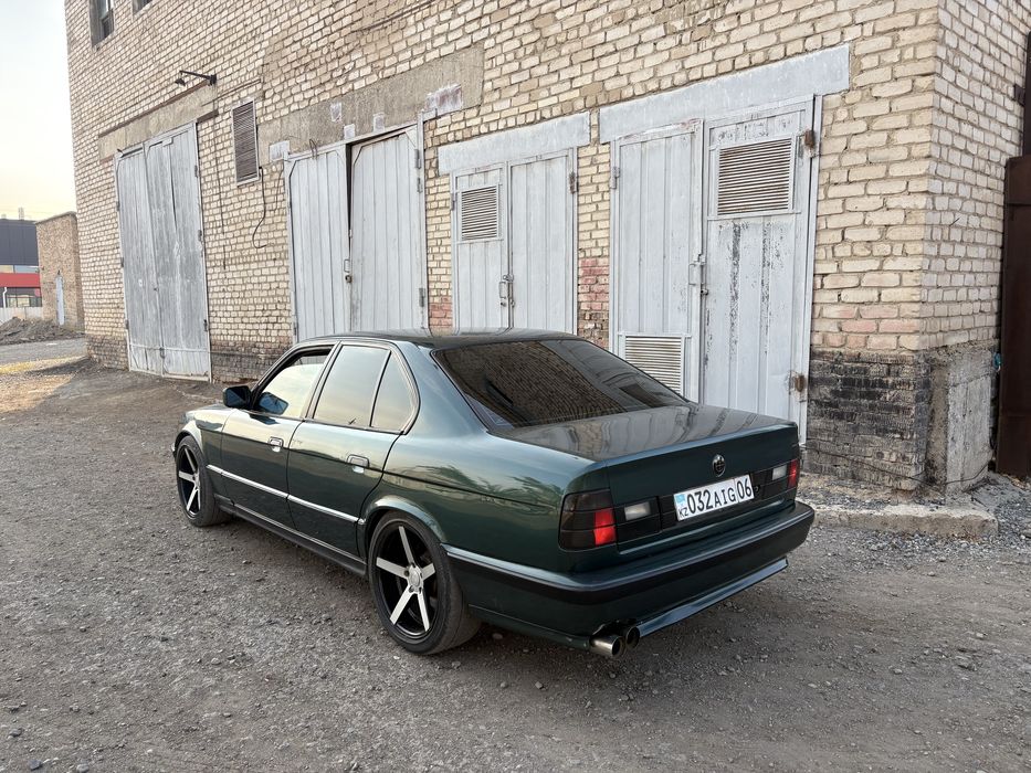 Продается BMW E34 525
