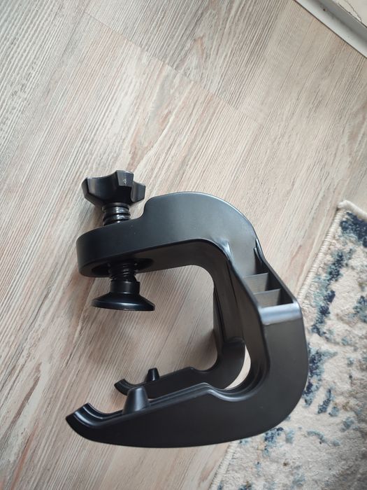 Игровой руль Defender Forsage Gtr