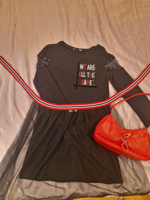 Детска рокля 140-146 см