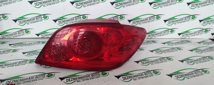 Lampa stop stanga pe aripa Peugeot 307 prima generatie (facelift)