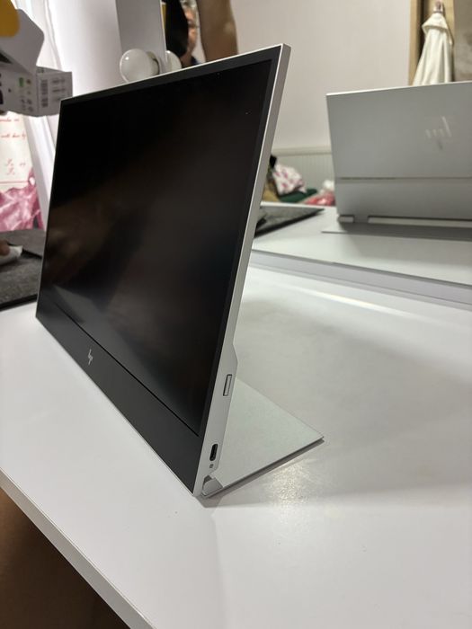 Monitor portabil HP 14 inch (USB-C)