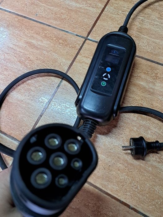 Încărcător auto electric