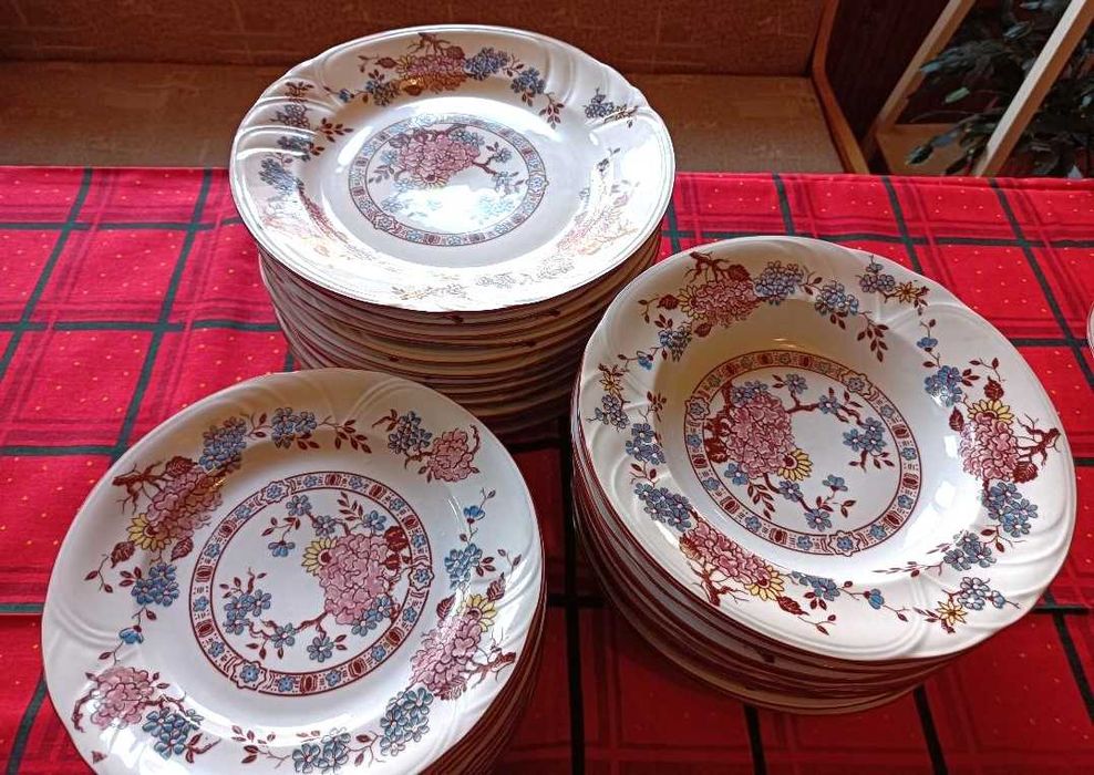 Serviciu de masa Apulum Alba Iulia  12 persoane