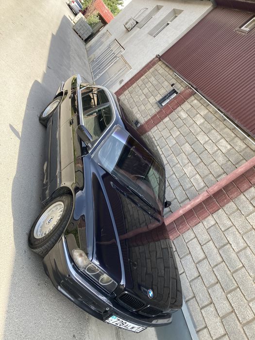 Продам бмв 728 бумер