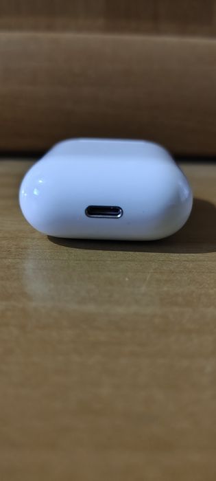 Cutie căști originale iPhone