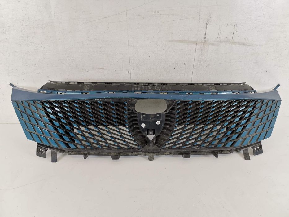 Радиаторна решетка Пежо / Radiator Reshetka Peugeot Originalna Оригина ...