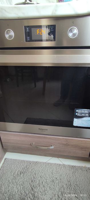 Фурна за вграждане Hotpoint