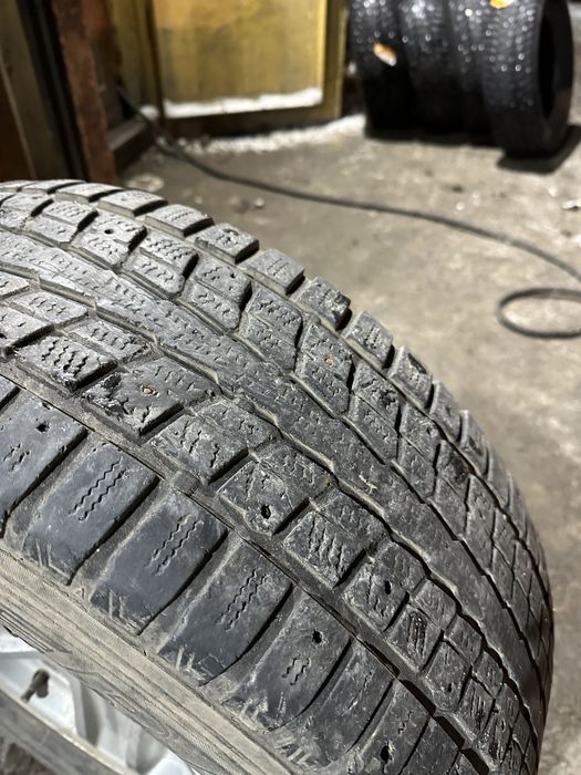 Продам шины зимний R 16