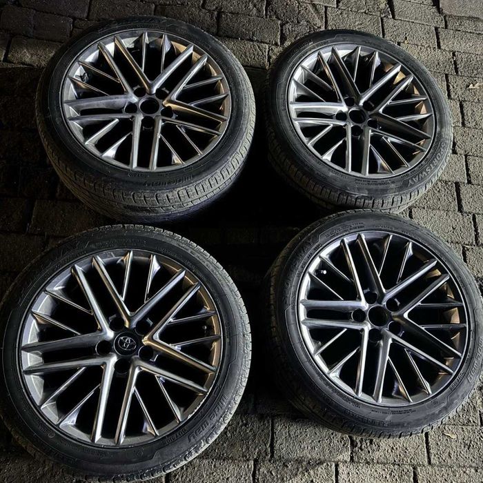 Колёса CAMRY R18 оригинал