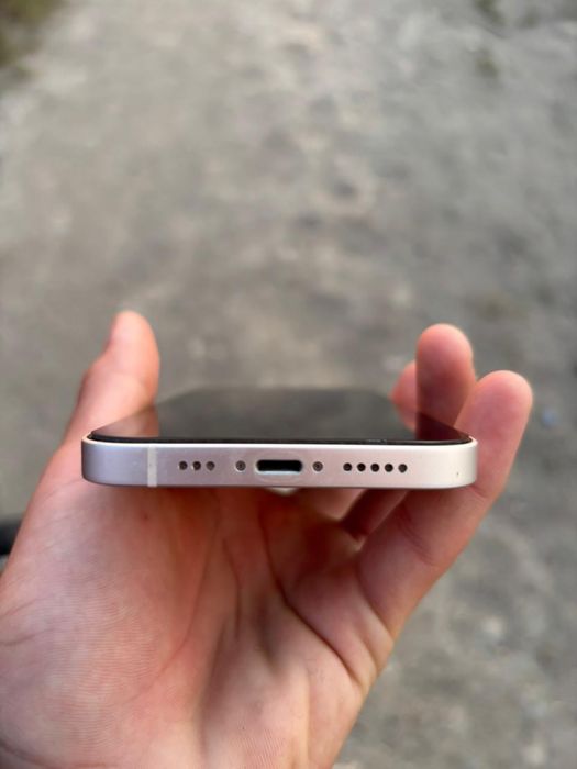 Продам iphone 12