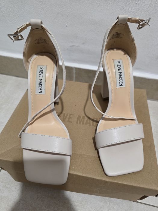 Sandale piele Steve Madden, marime 37