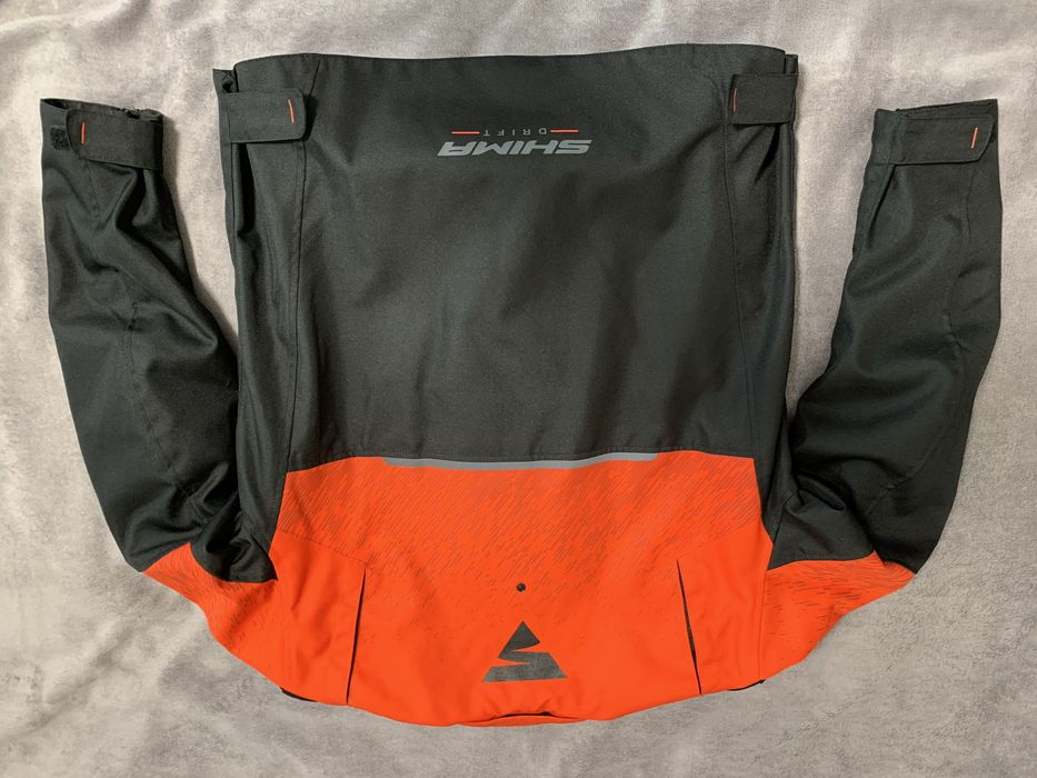 Vand geaca moto Shima Drift mar M ca si  noua.