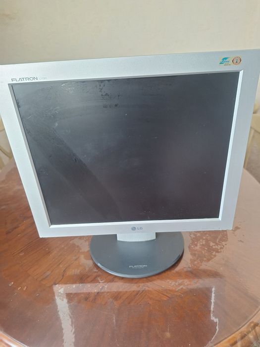 Продам монитор 2шт