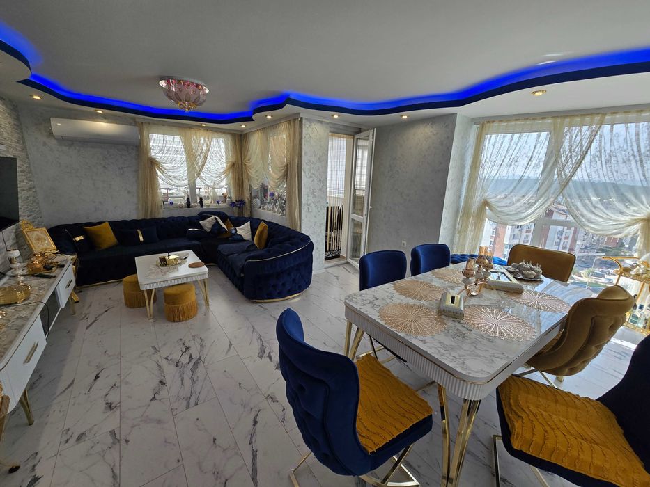 Продава се Тристаен апартамент в Велико Търново, Център - 130 кв.м за 1808 €/кв.м - Снимка #1