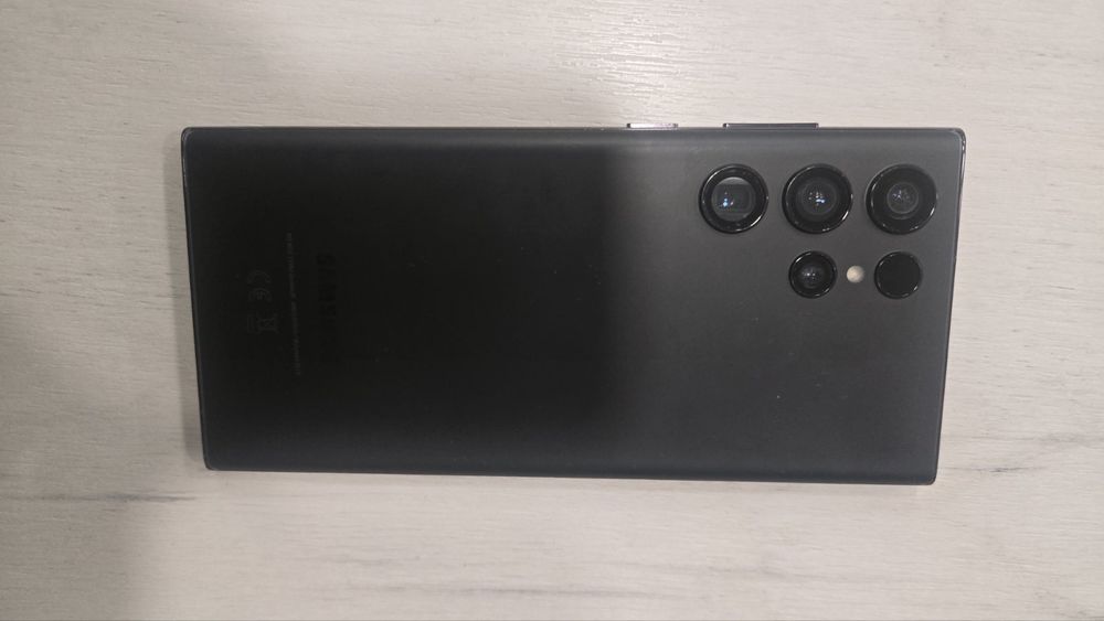 Samsung  Galaxy s 22 ultra