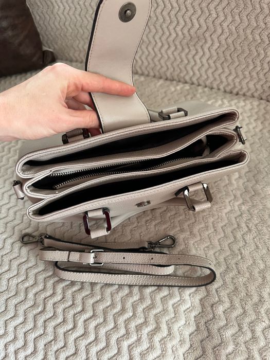 Дамска чанта - естествена кожа