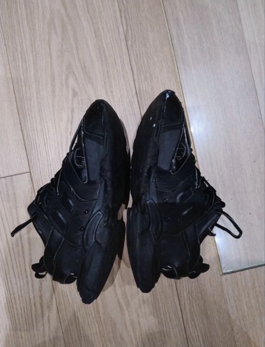 Balenciaga track black