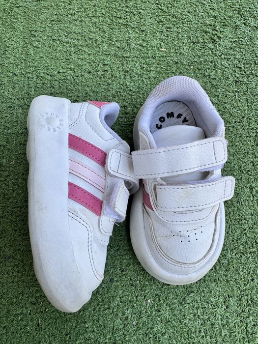 Маратнки adidas 21 номер