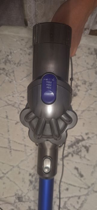 Пылесос    dyson
