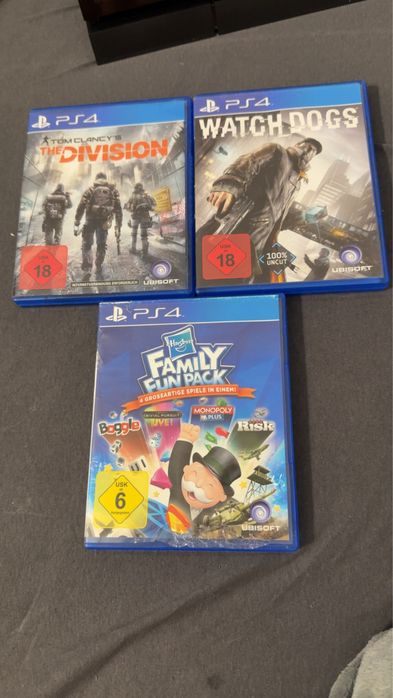 Vând. Playstation 4!