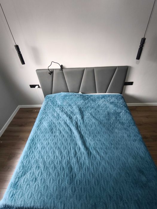 Продаю двухспальную кровать