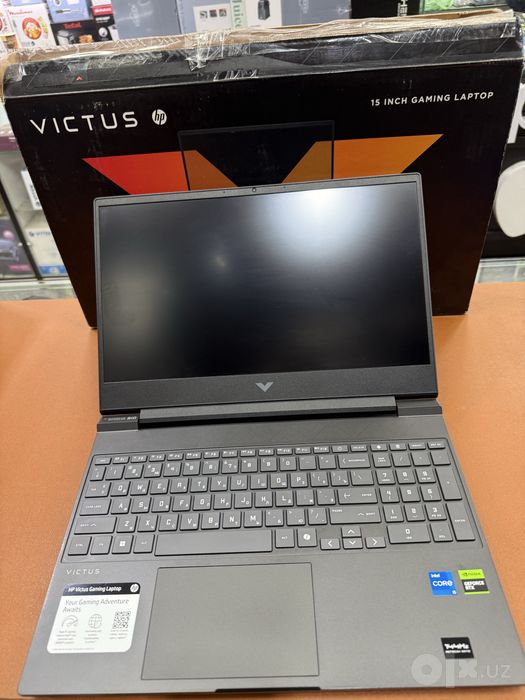 Victus by HP Gaming Laptop 15-fa2701wm