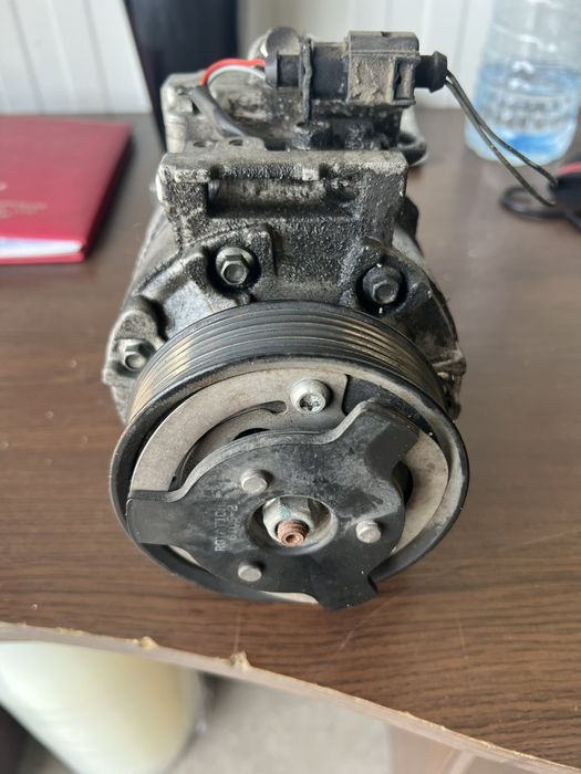 Компресор за климатик Audi A4 B8 2.0 140 кс.2010г