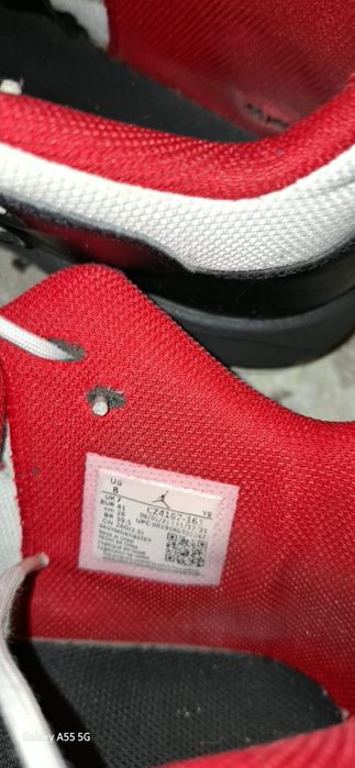 Adidași jordan uisex nr 41 interior 26 cm