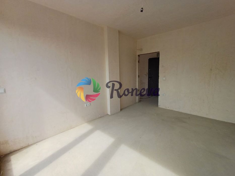 Продава се Двустаен апартамент в Варна, Бриз - 66 кв.м за 966 €/кв.м - Снимка #2