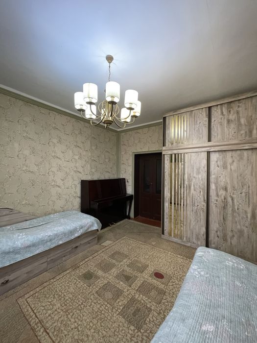 Продается Своя большая 3-х комнатная квартира с обстановкой