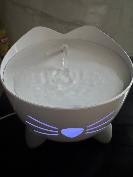 Catit PIXI Fântână oțel inoxidabil – stare foarte bună, fără filtru