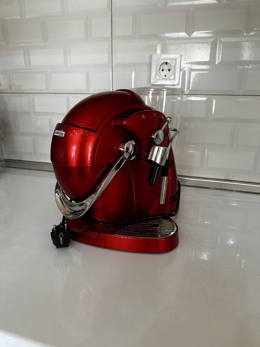 Капсулна еспресо машина Caffitaly System Nautilus S06HS, Червена
