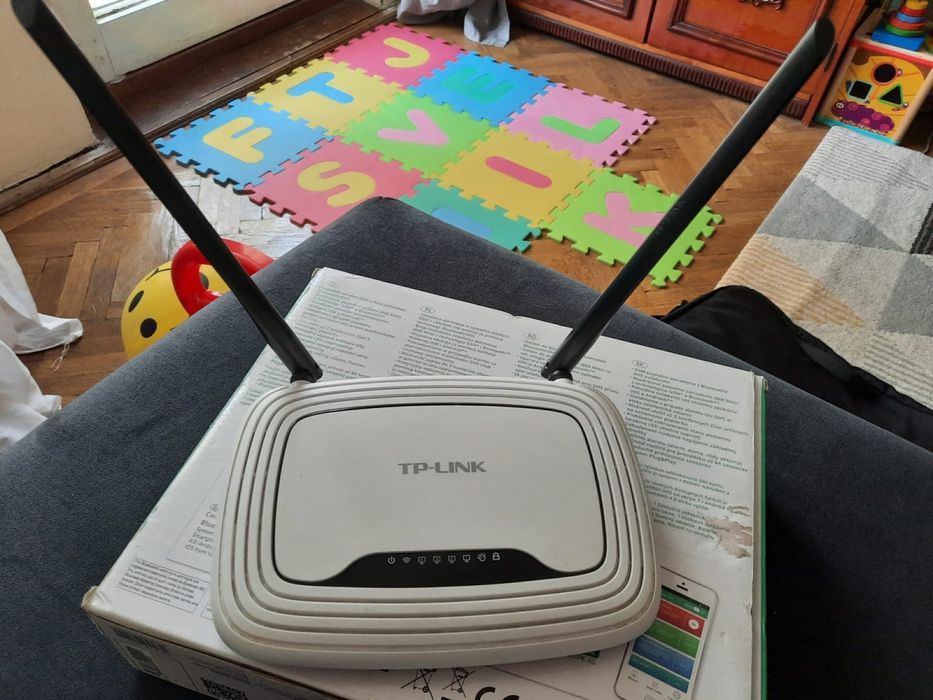 Router wireless TP Link - TL-WR841N 2 buc disponibile