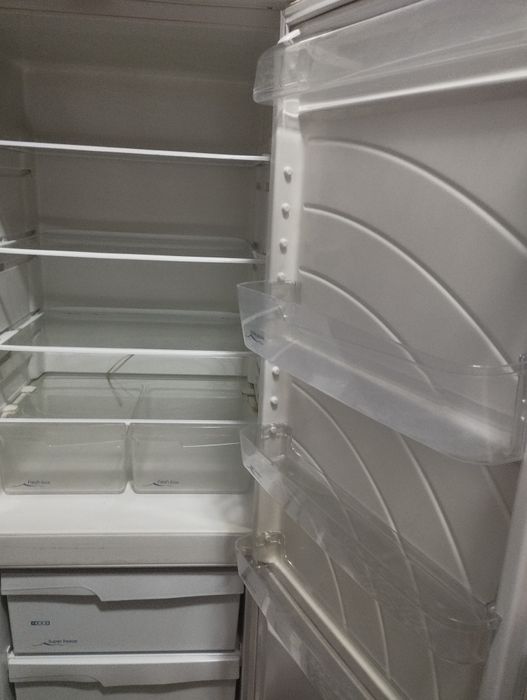Продается холодильник Позис