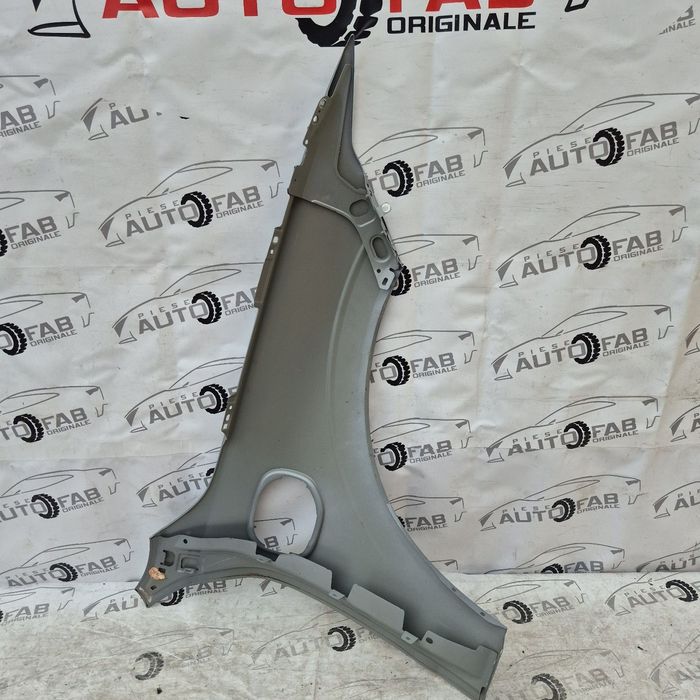 Aripa stanga Volvo XC60 Plug-In Hybrid an 2017-2018-2019-2020-2021-202
