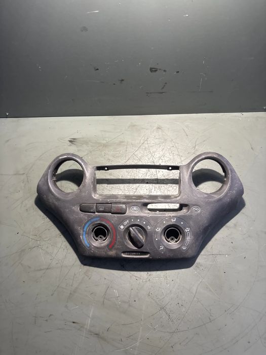 Comanda AC Toyota Yaris 2000 1.0 MT (68 hp)