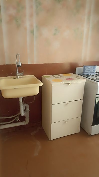 Продам квартиру, 3-х комнатную