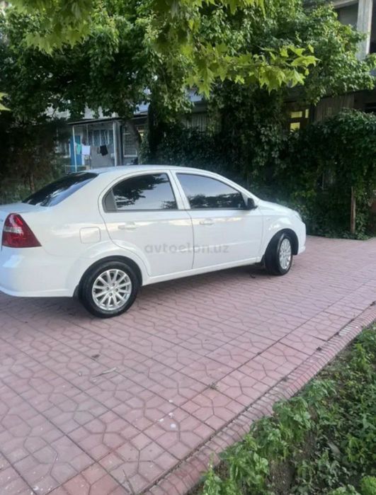 Нехиа 3 автомат газ бензин