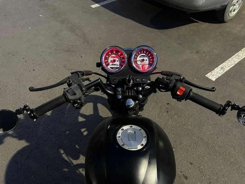 Мотоцикл Suzuki Custom 200cc