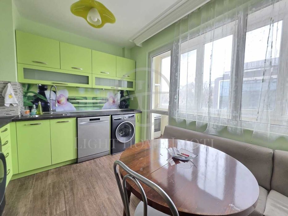 Продава се Тристаен апартамент в Пловдив, Център - 95 кв.м за 1396 €/кв.м - Снимка #3