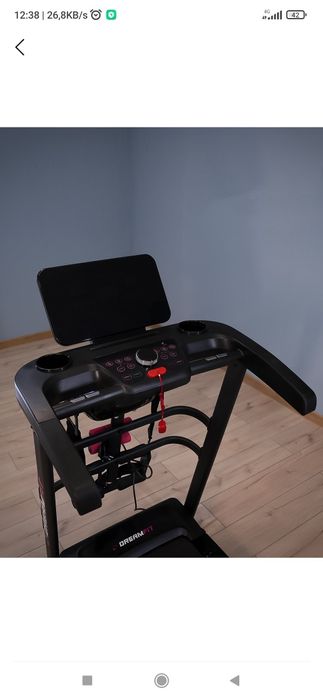 Беговая дорожка сотилади срочна