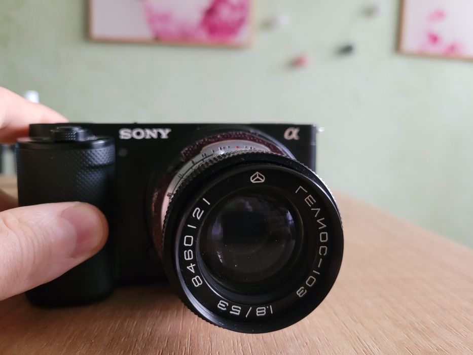 Камера Sony zv-e10