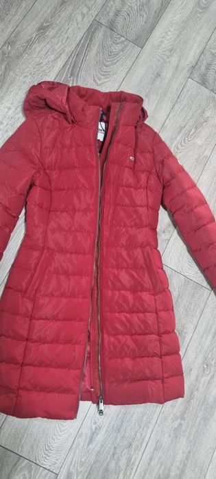 Geaca originala Tommy Hilfiger S noua