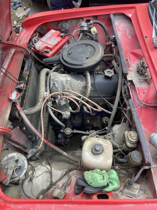 Vaz2106 sotiladi srochna yuradigan mowin aybi yoq