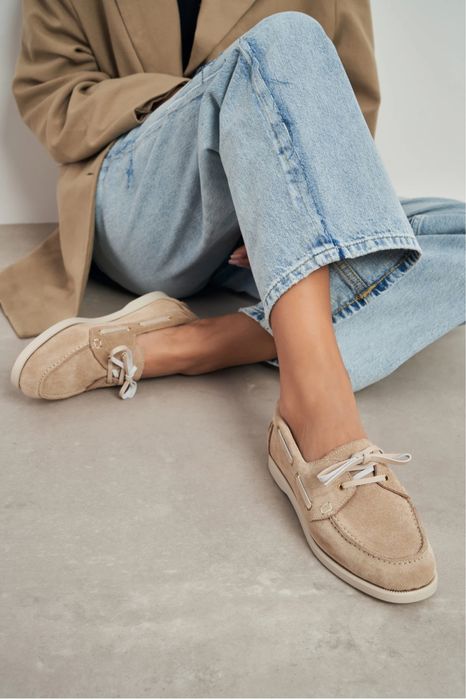 Продается женская обувь