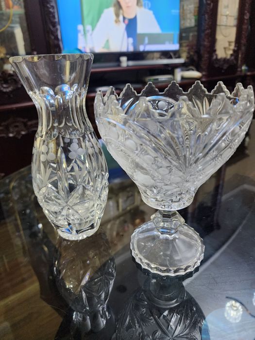 Продаю Красивые хрустальные вазочки