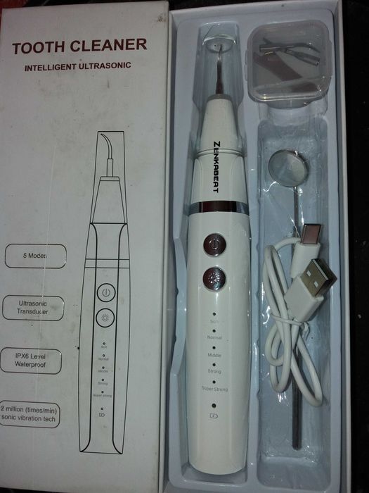 Aparat eliminat tartru, dinti curati zambet perfect, 5 moduri de lucru, Detartraj Ultrasonic, Rezistent la Apa, Baterie Reincarcabila. 5 programe
