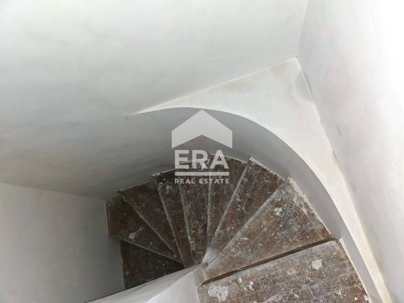 Продава се Многостаен апартамент в Русе, Дружба 2 - 90 кв.м за 834 €/кв.м - Снимка #9