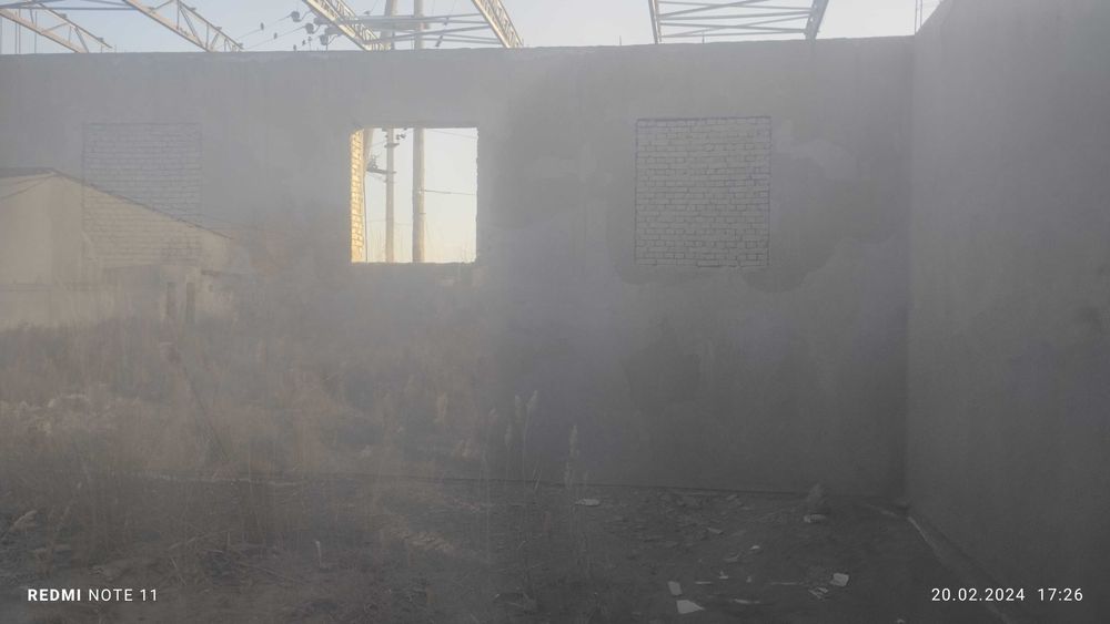 Qurilishi tugallanmagan Makaron va qandolat ishlab chiqarish binosi