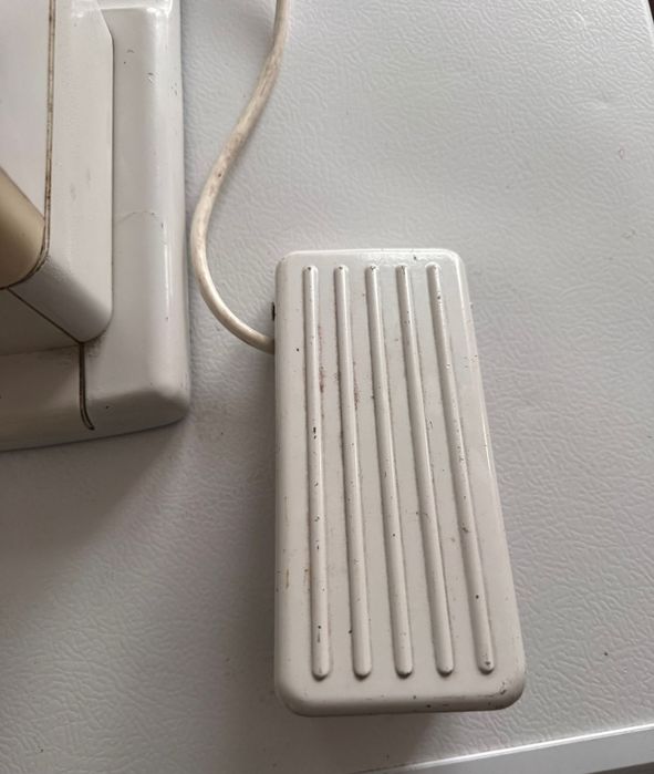 Masina de cusut portabila!